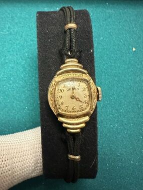 1930s Art Deco Gruen Wristwatch - 10k Rolled Gold Filled